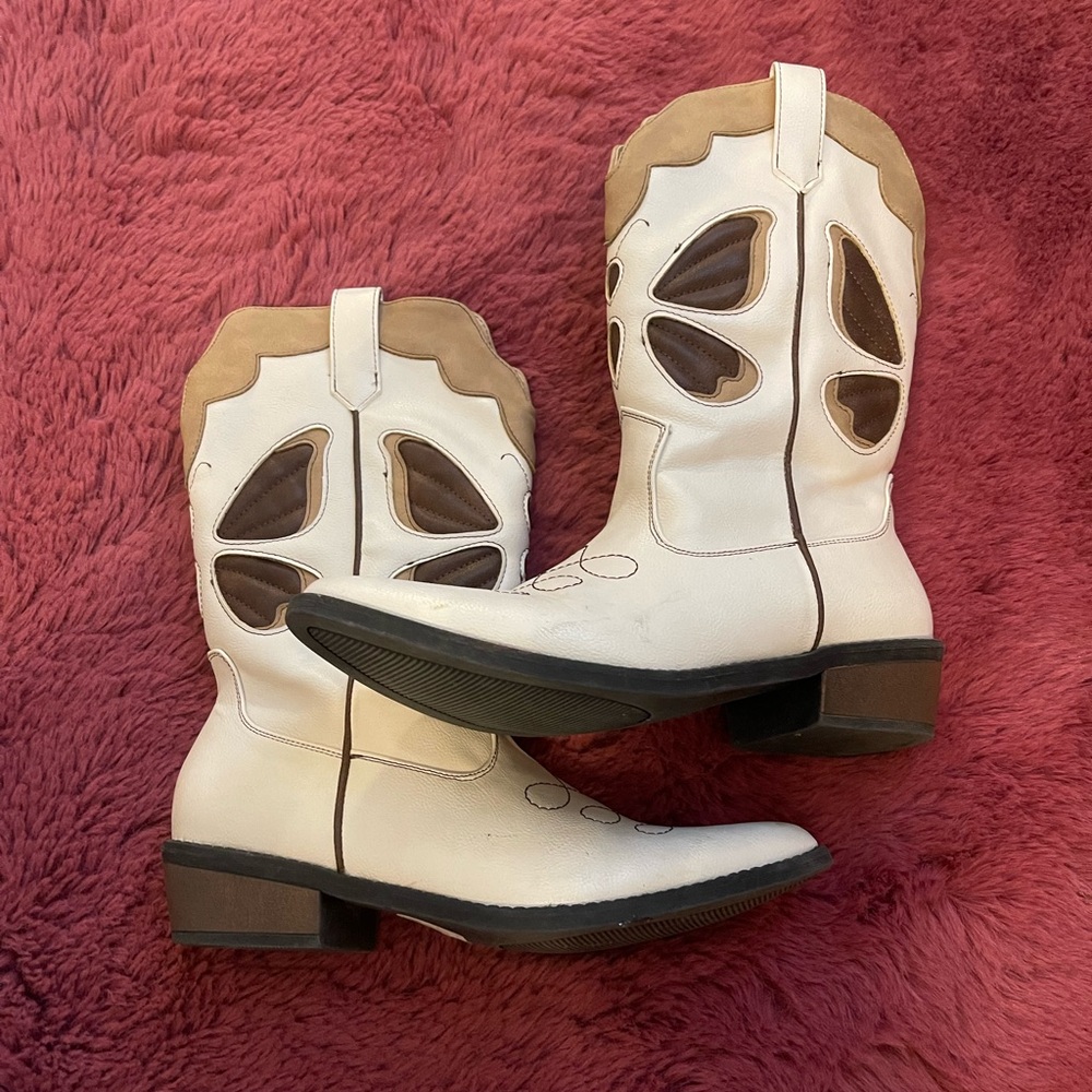 Tan/Brown Butterfly Cowgirl Boots